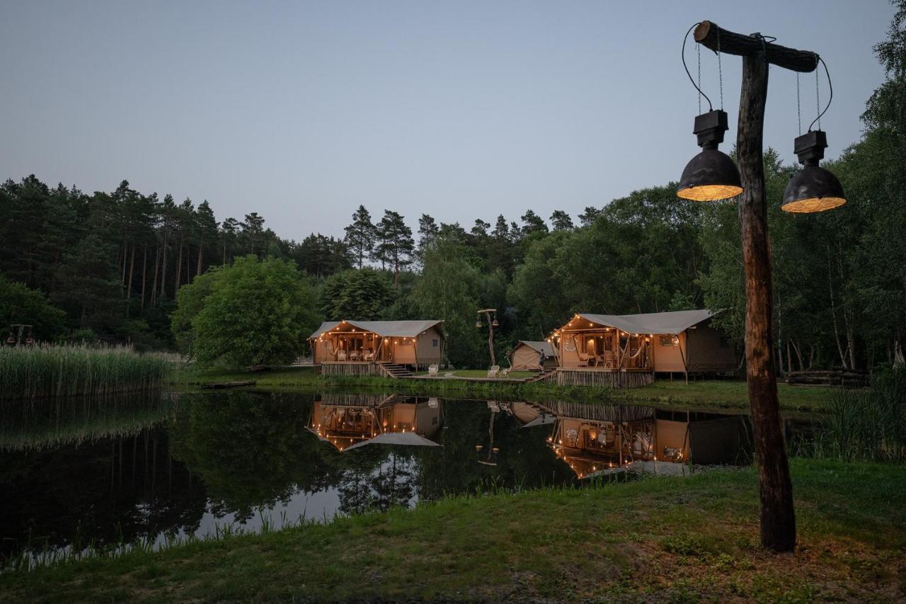 Urzeka Hotell Drzewce  Exteriör bild