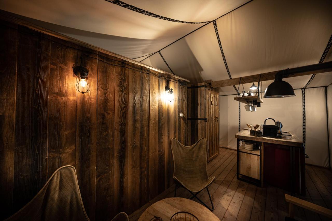 Urzeka Hotell Drzewce  Exteriör bild