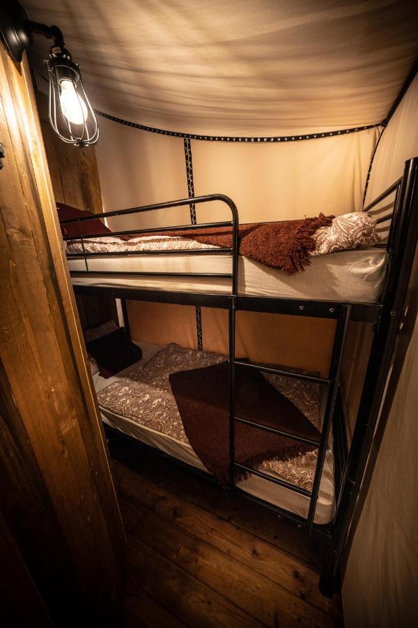 Urzeka Hotell Drzewce  Exteriör bild