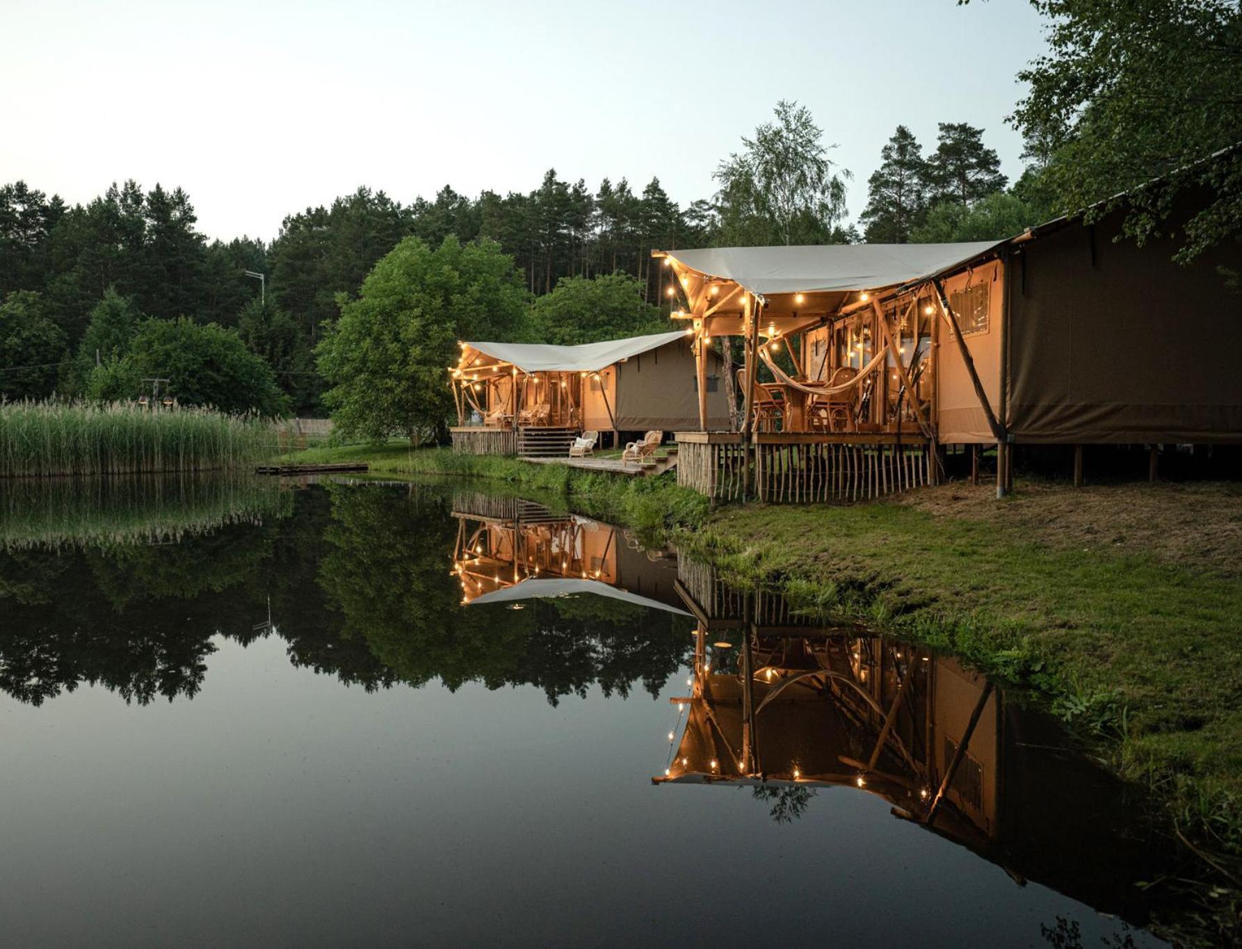 Urzeka Hotell Drzewce  Exteriör bild